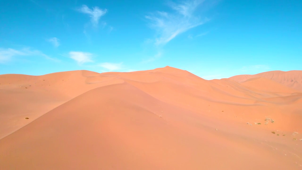 中国西部内蒙古阿拉善巴丹吉林沙漠视频素材