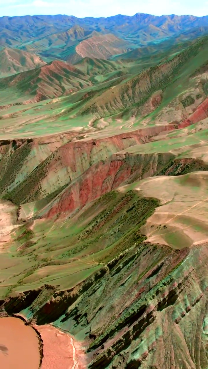 中国吉昌回族自治州努尔加大峡谷视频素材