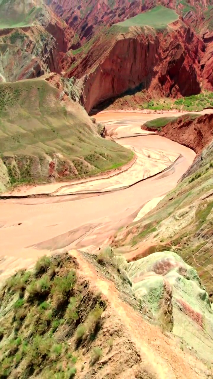 中国吉昌回族自治州努尔加大峡谷视频素材
