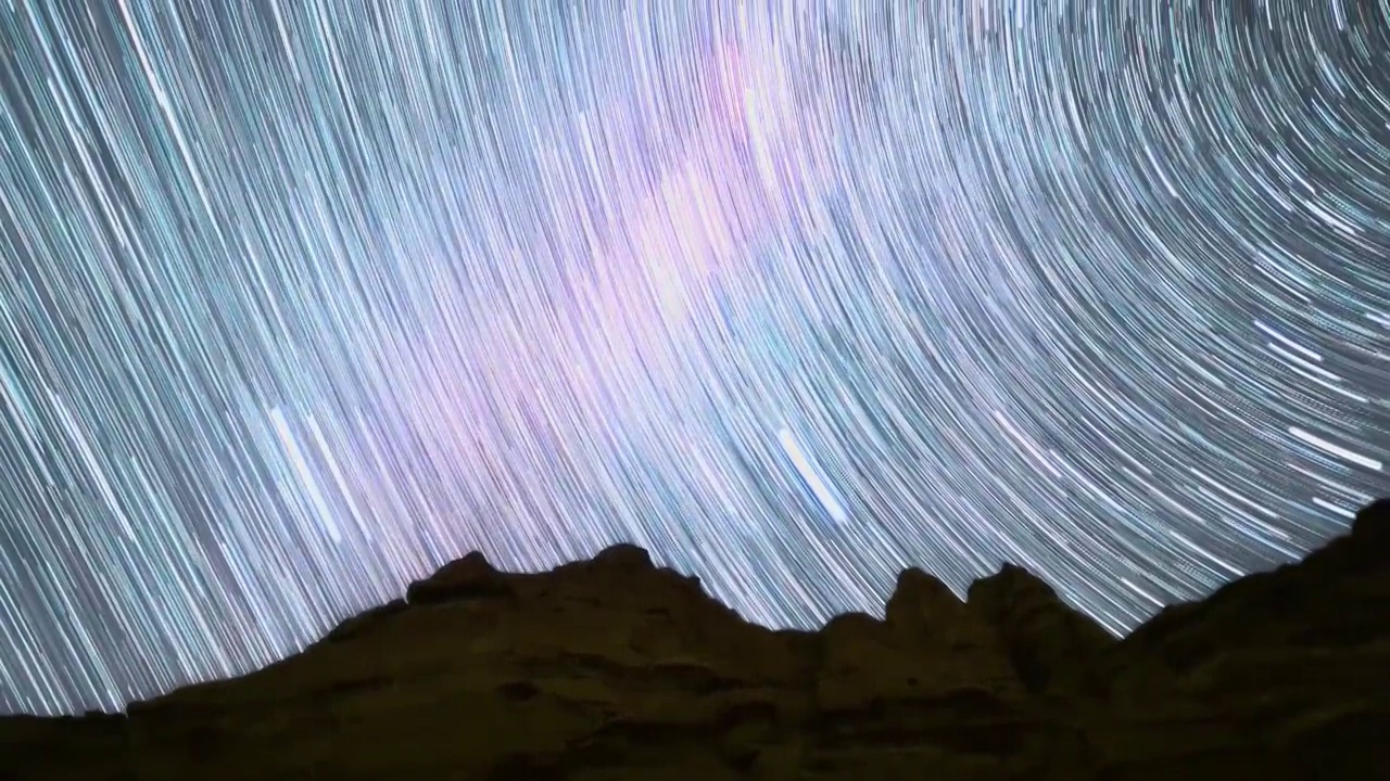 星空延时：新疆大海道星轨旋转视频下载