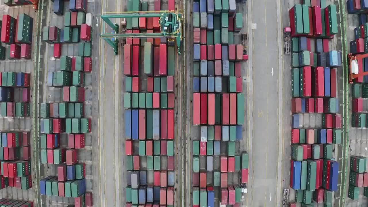 港务海通码头,集装箱运输视频素材