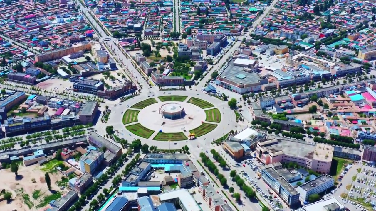 航拍中国新疆伊犁特克斯八卦城视频素材