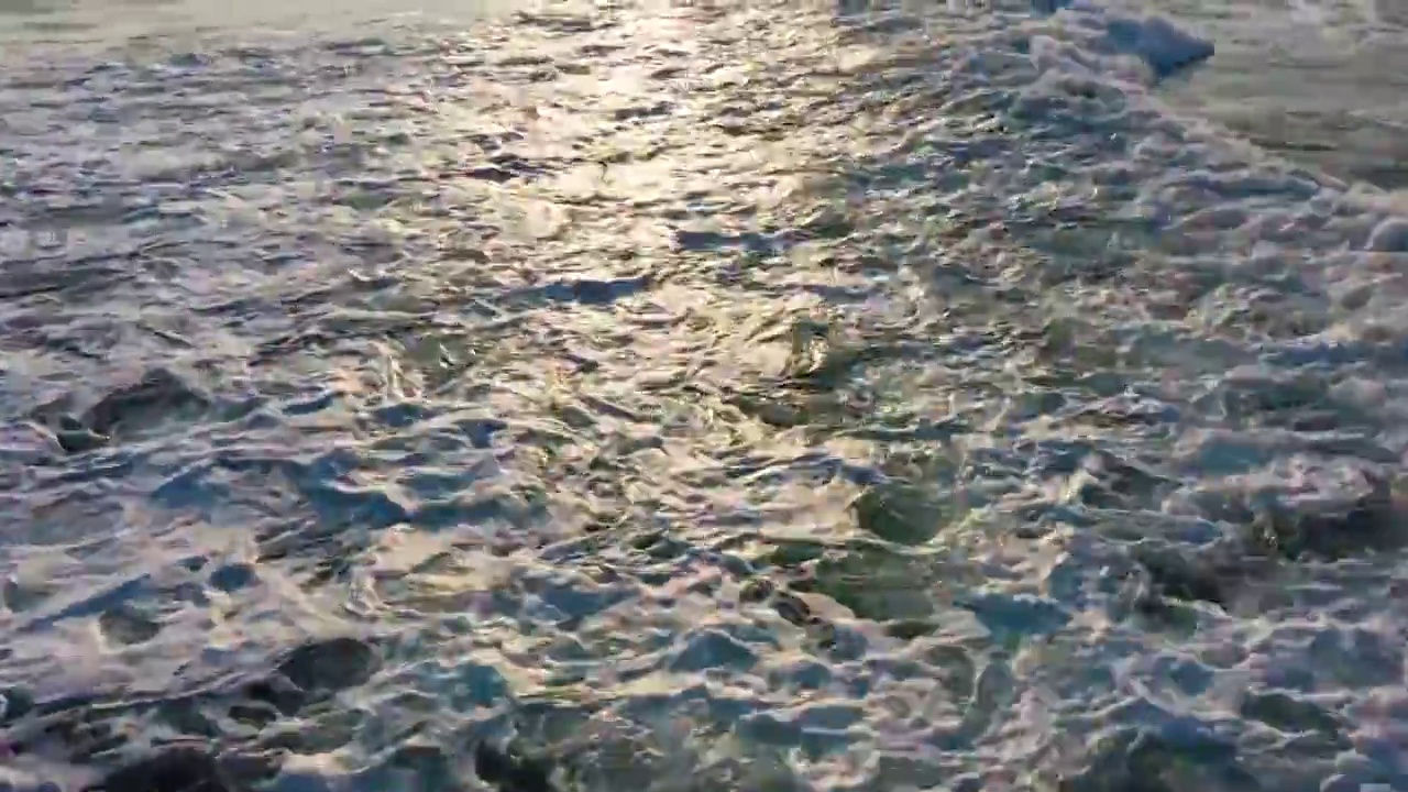 海边落日浪花视频素材
