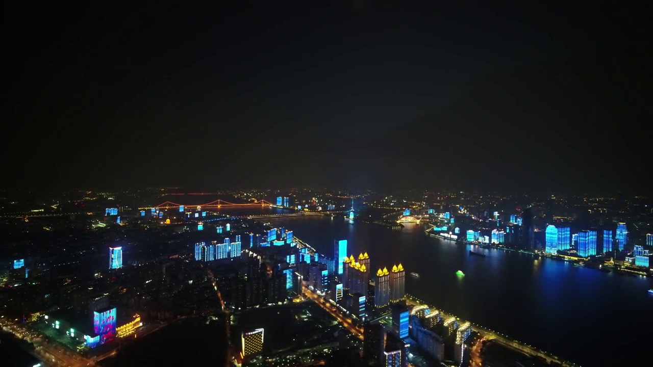H140079A武汉市江滩航拍长江两岸灯光秀709视频素材