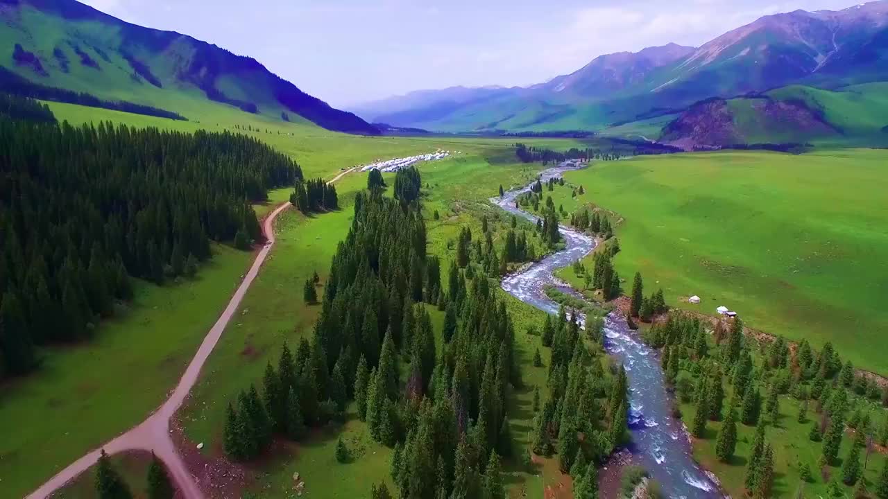 航拍中国新疆伊犁国道G217独库公路乔尔玛与独库公路旧址视频素材