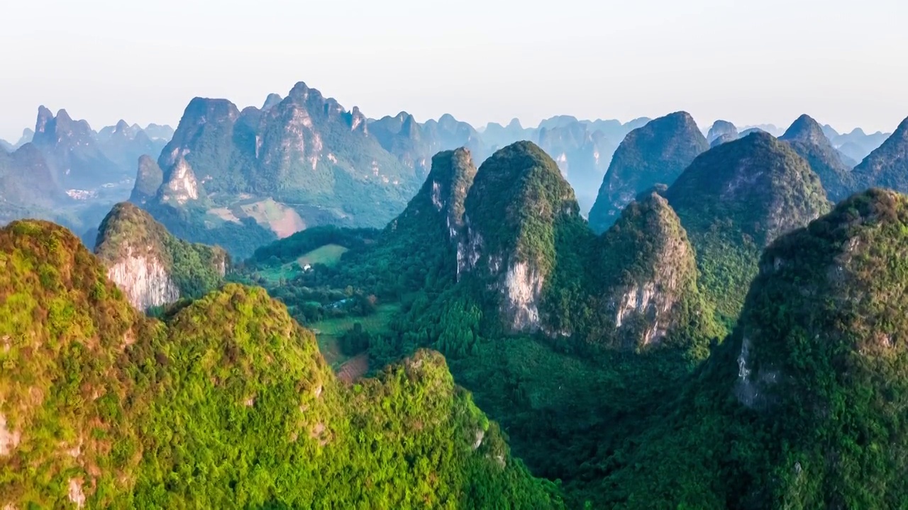航拍中国桂林山脉自然风光在日出视频素材
