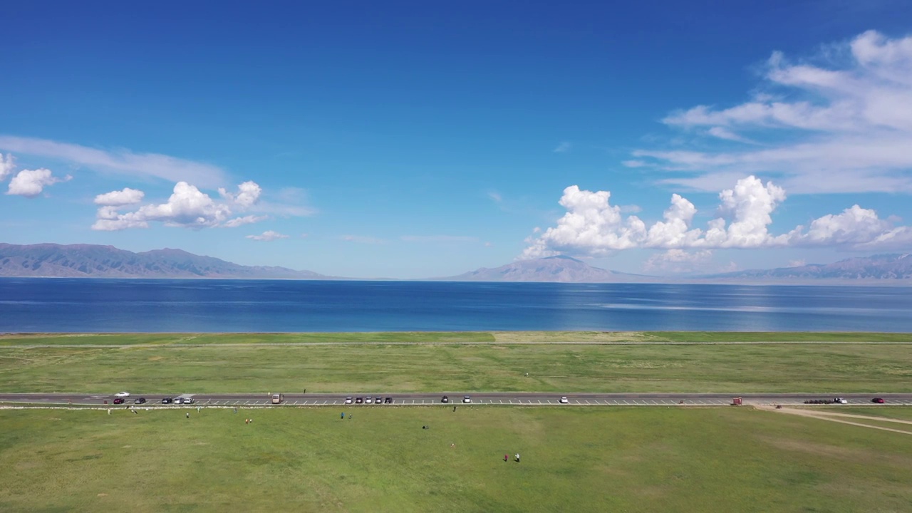 新疆赛里木湖风光日景视频素材