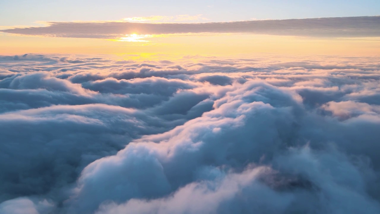 云海日出延时摄影穿云日出日落背景东方4K视频素材