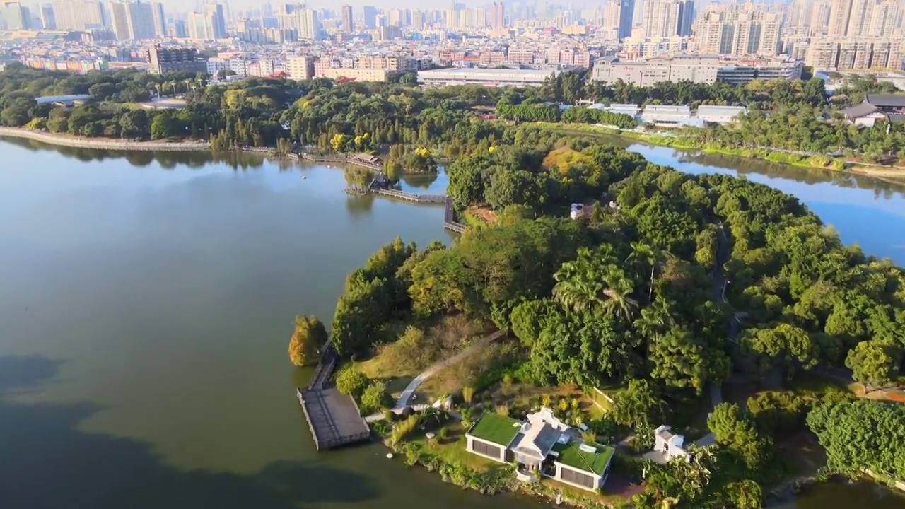 航拍广州海珠湖海珠湿地生态都市风光视频素材