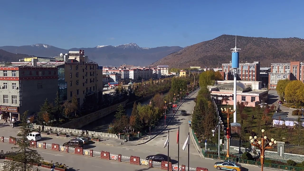 云南省迪庆藏族自治州香格里拉市街景视频素材