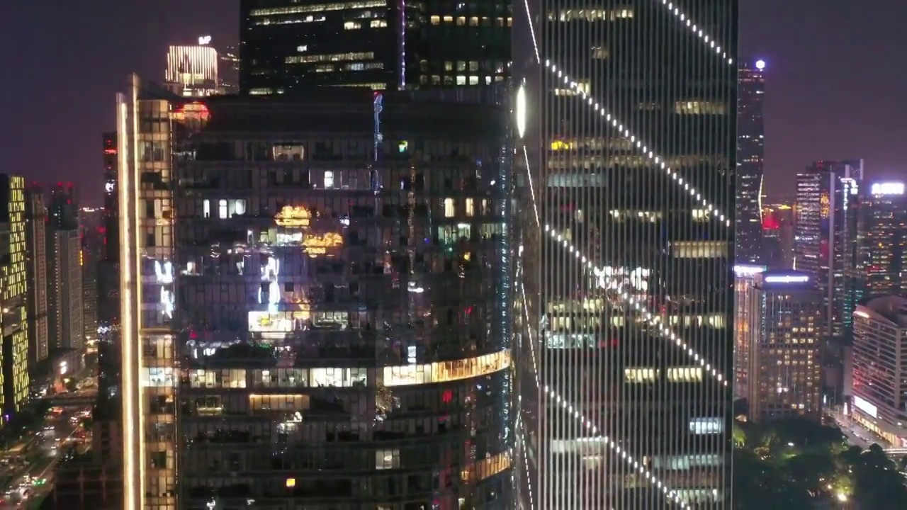 航拍广州城市风光建筑楼宇灯光夜景视频素材