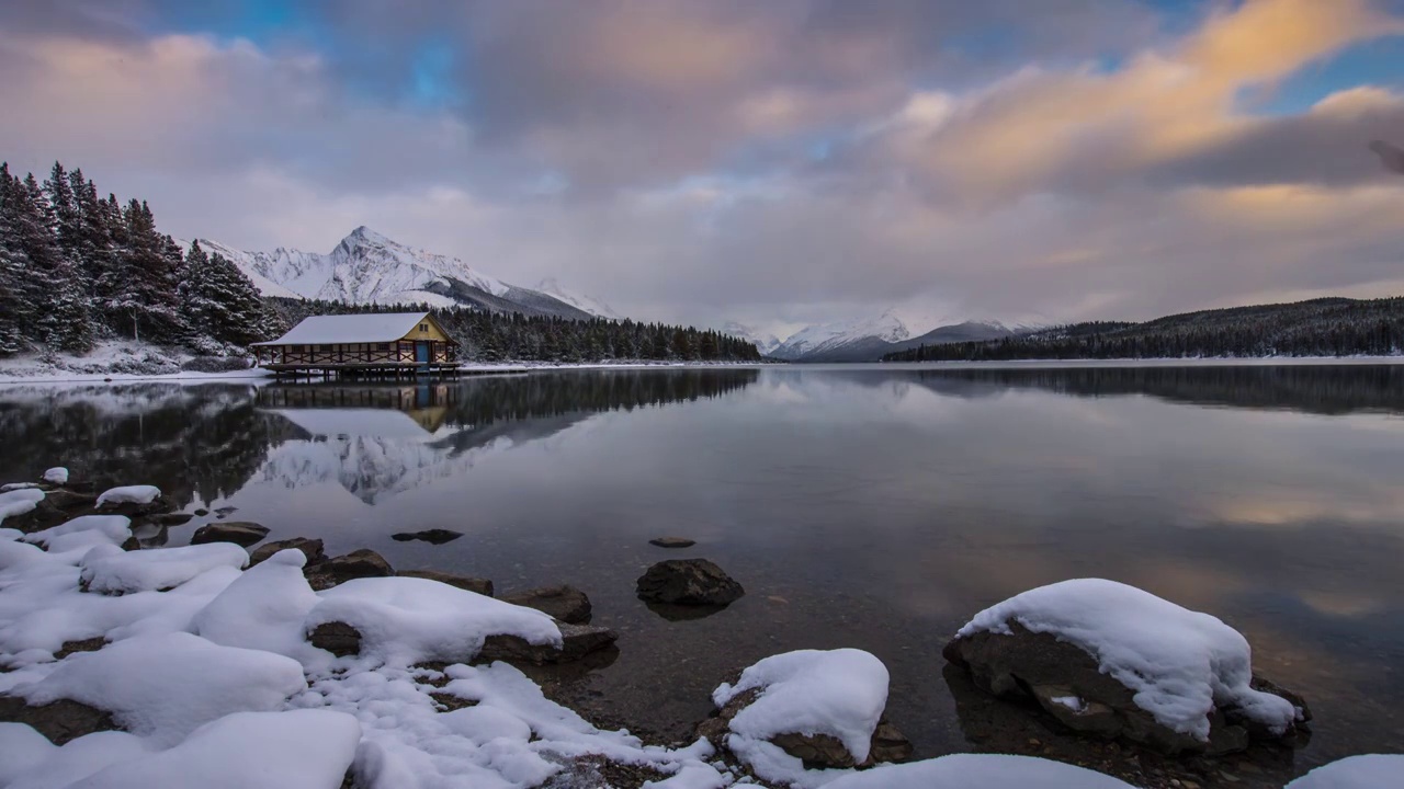 玛琳湖雪景日落视频素材