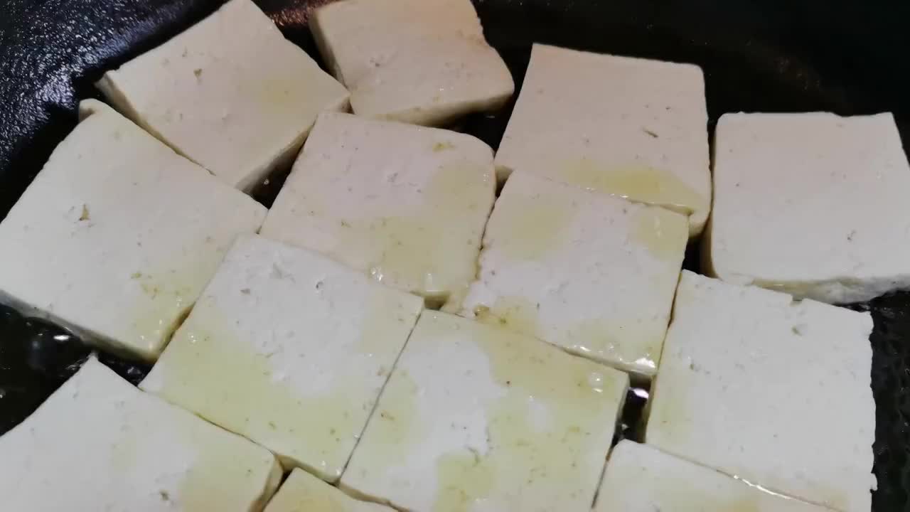 煎豆腐视频下载