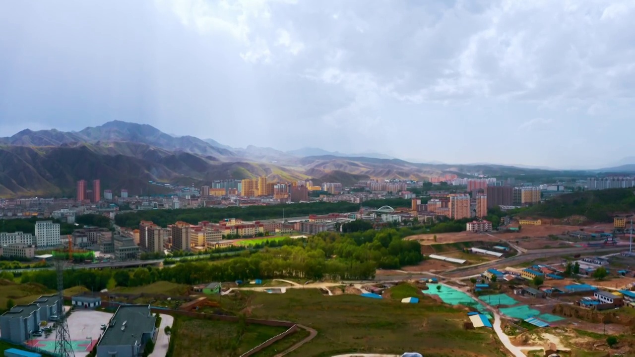 中国甘肃省武威市天祝藏族自治县全景航拍视频素材