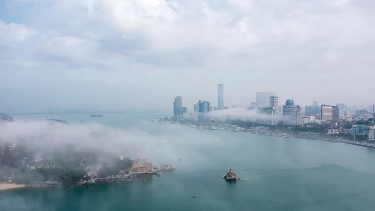 平流雾下的鼓浪屿视频下载