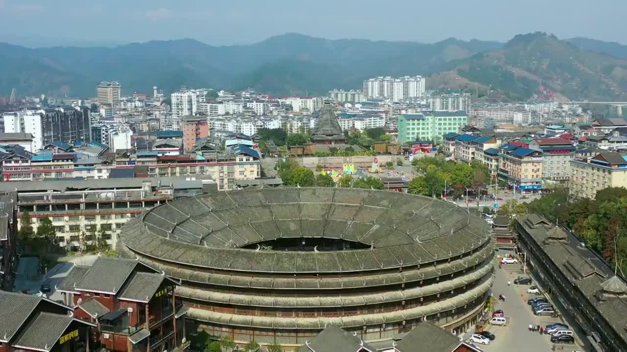航拍广西柳州三江鼓楼月也侗寨特色建筑视频下载