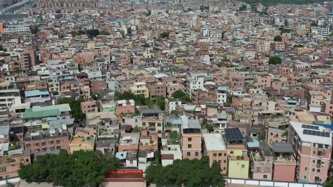 航拍广州超密集城中村视频素材