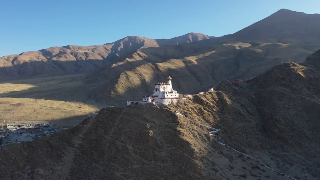 西藏山南雍布拉康航拍视频下载