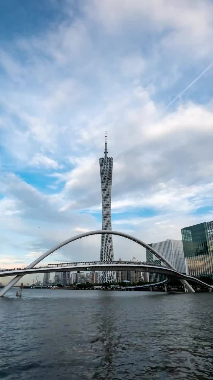 广州塔与海心桥视频素材