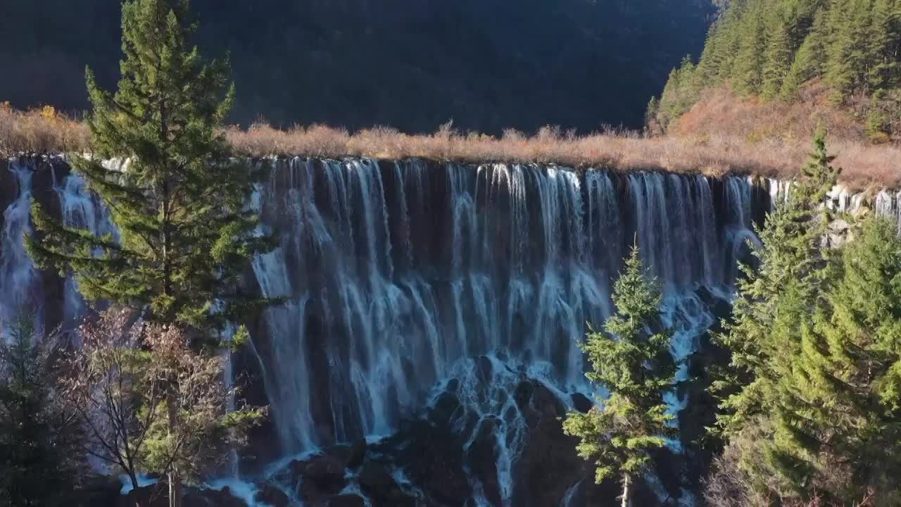 航拍九寨沟诺日朗瀑布和珍珠滩瀑布视频素材