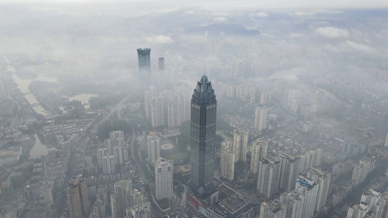 温州世贸大厦平流雾视频素材