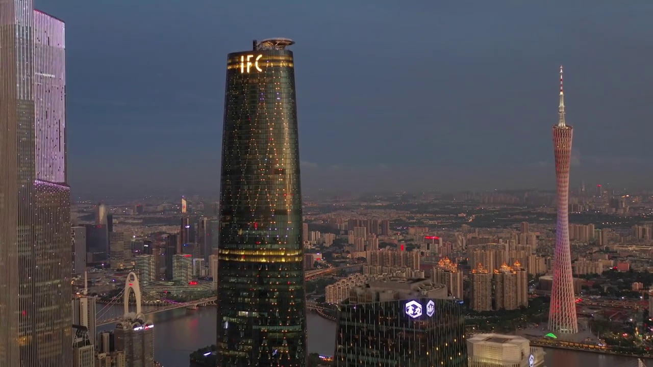 4K航拍广州双塔、广州塔及珠江两岸风光视频下载