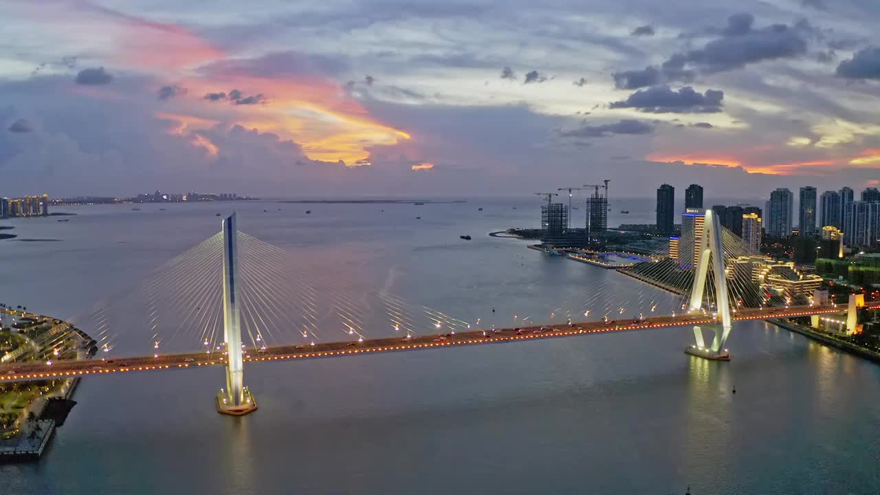 海口世纪大桥夜景航拍视频素材