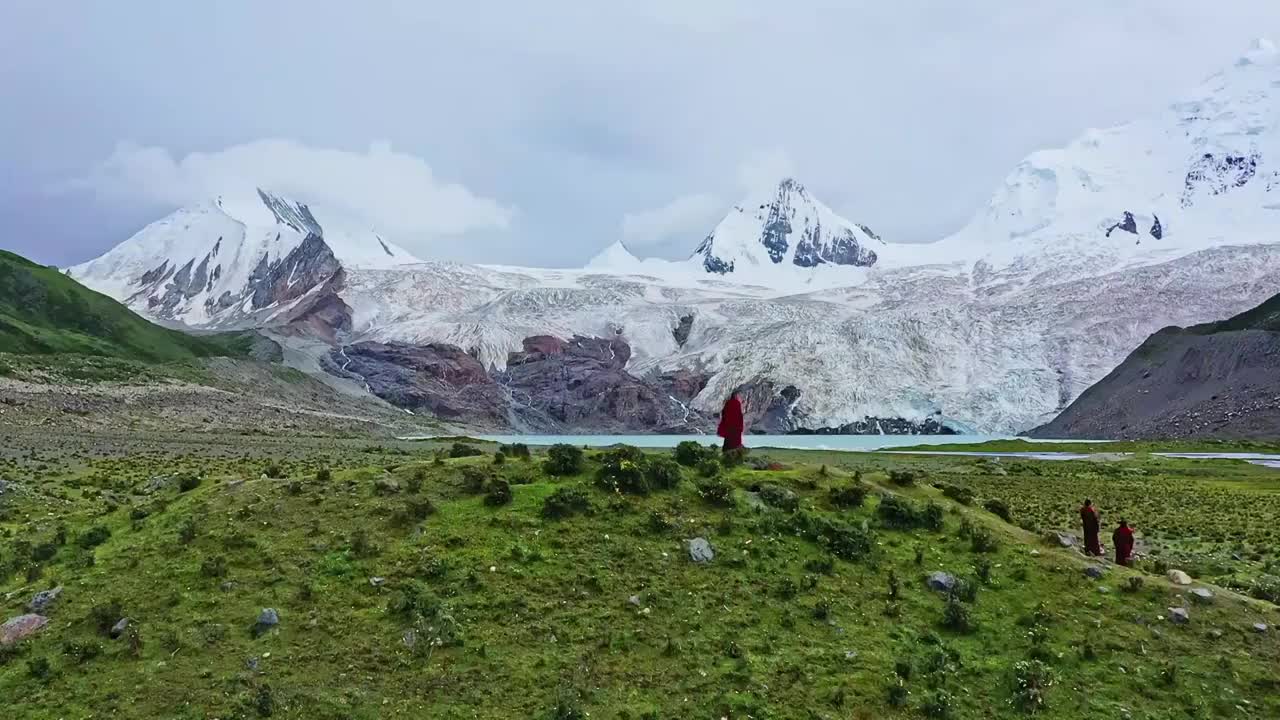 西藏那曲萨普神山航拍视频下载