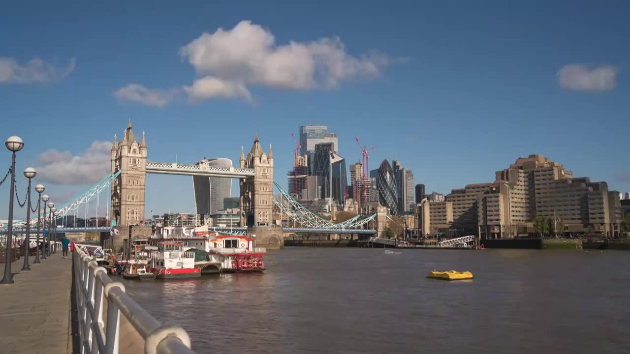 英国伦敦塔桥和伦敦城 泰晤士河视频素材