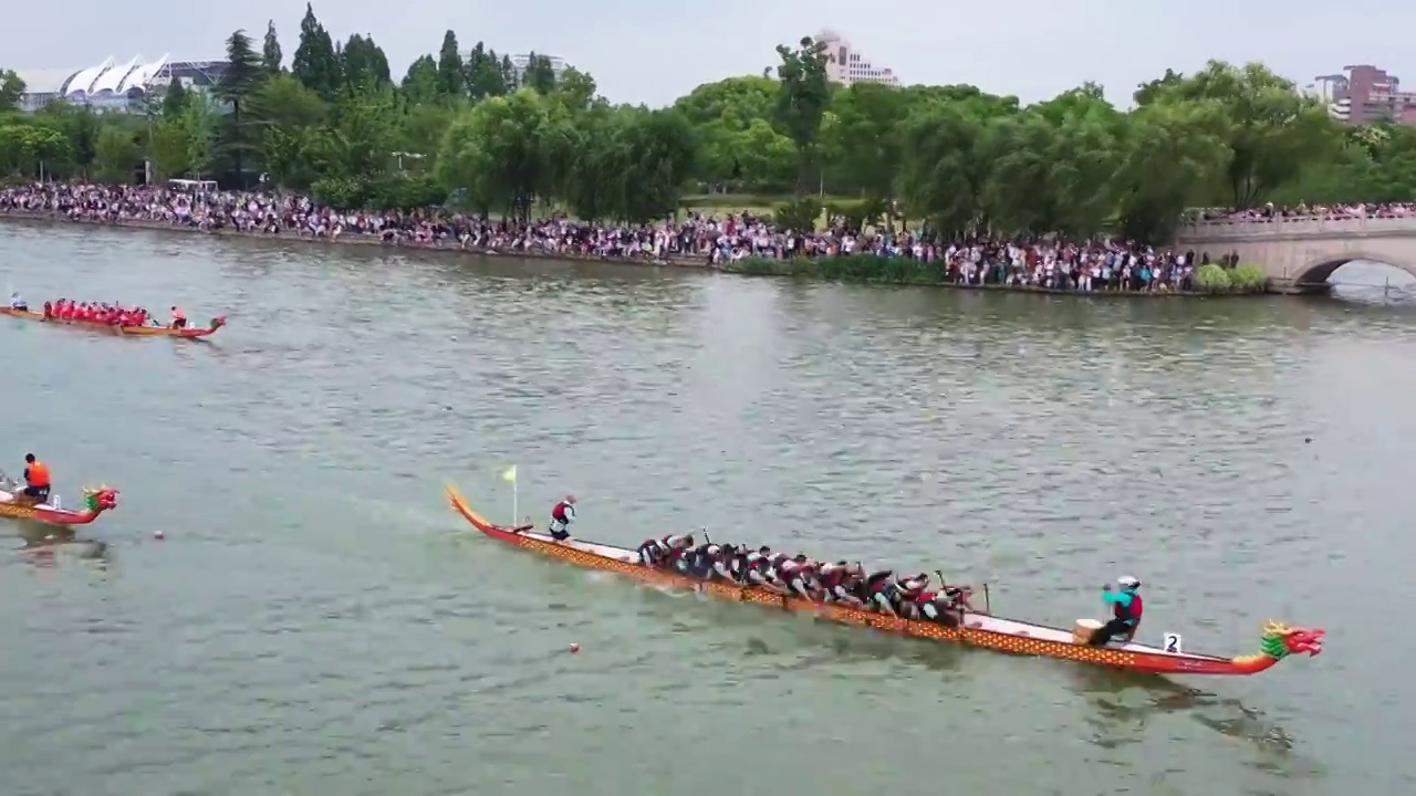 江苏省南京玄武湖端午节划龙舟比赛，端午龙舟赛视频下载