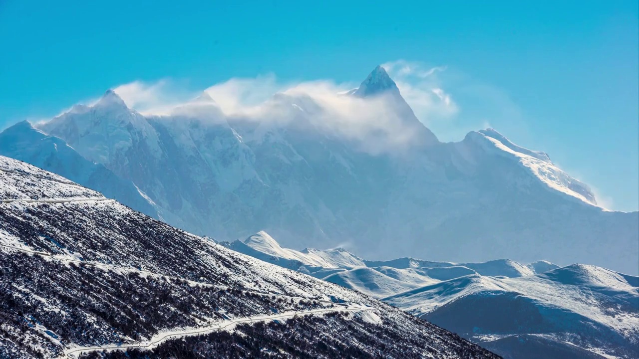 中国西藏自治区林芝地区色季拉山南迦巴瓦峰视频下载