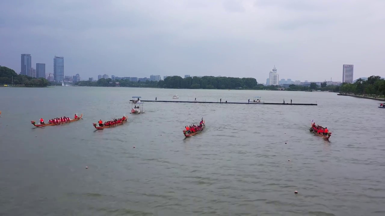 江苏南京玄武湖端午龙舟赛，划龙舟比赛视频素材