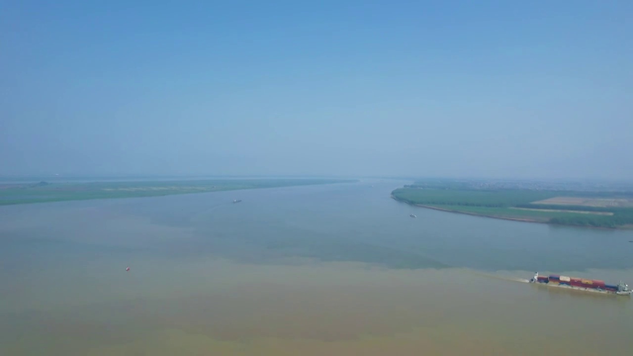 长江与洞庭湖交汇处“三江口”视频下载