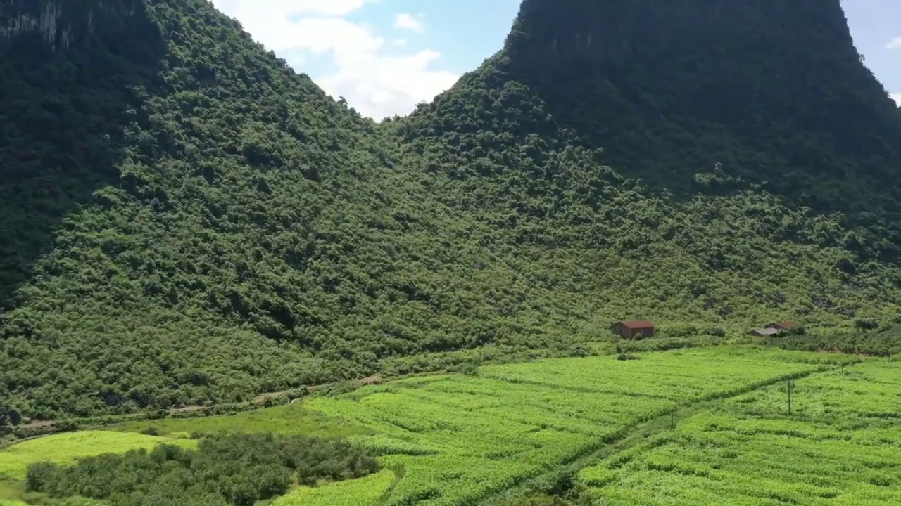 广西壮族自治区桂林市喀斯特地貌航拍风光视频素材