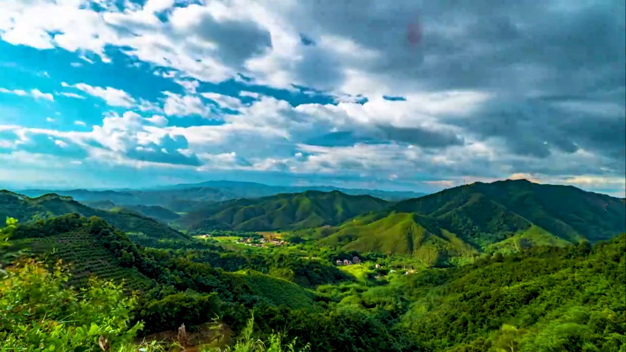 台风“暹芭”来临前的清远笔架山风景延时摄影视频素材