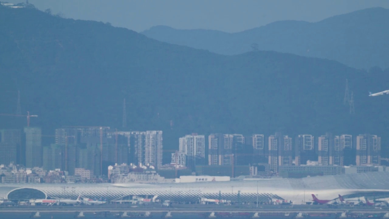深圳机场飞机起飞视频素材