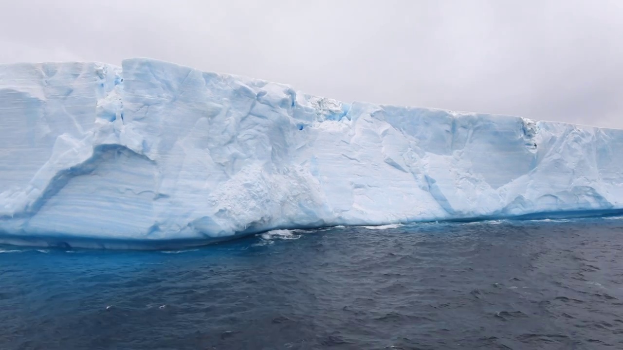 南极桌状冰山视频素材