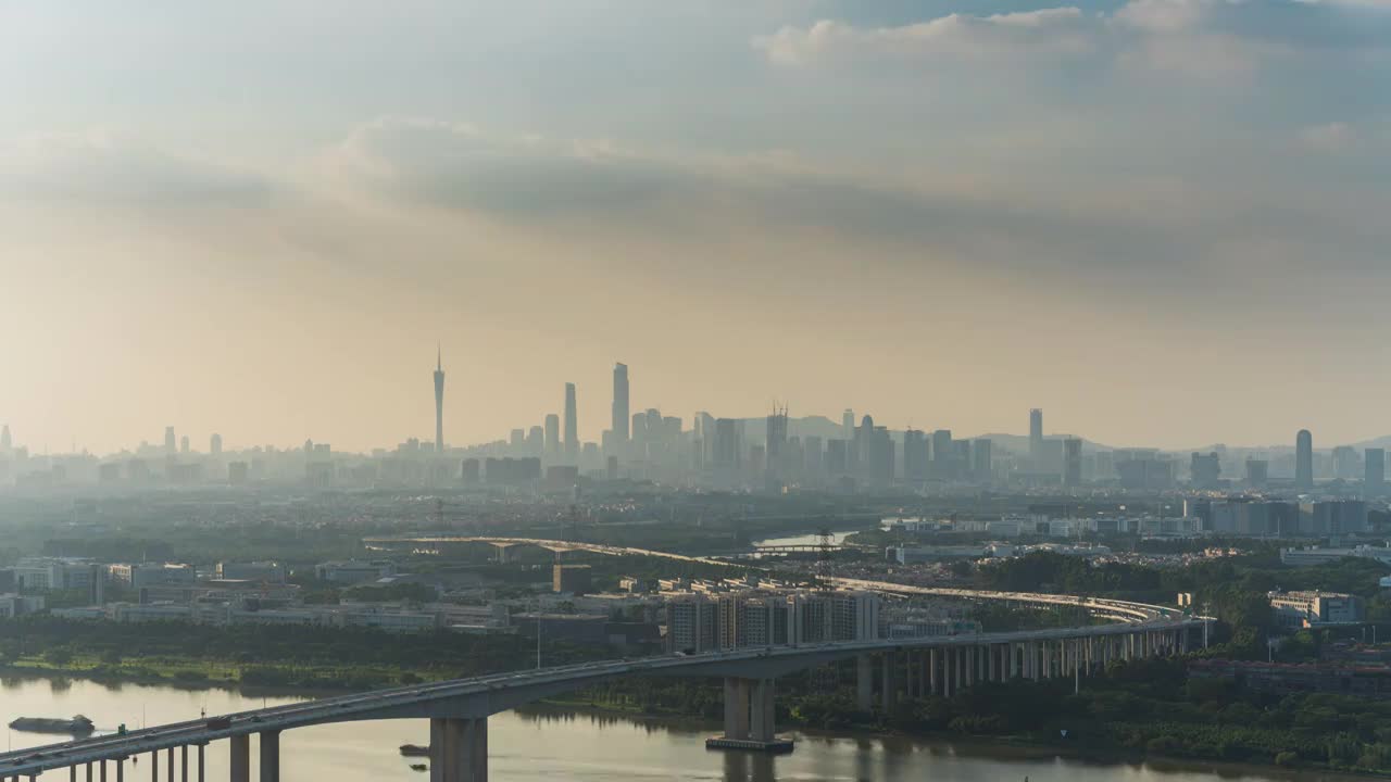 长焦视角下的广州城市天际线视频下载