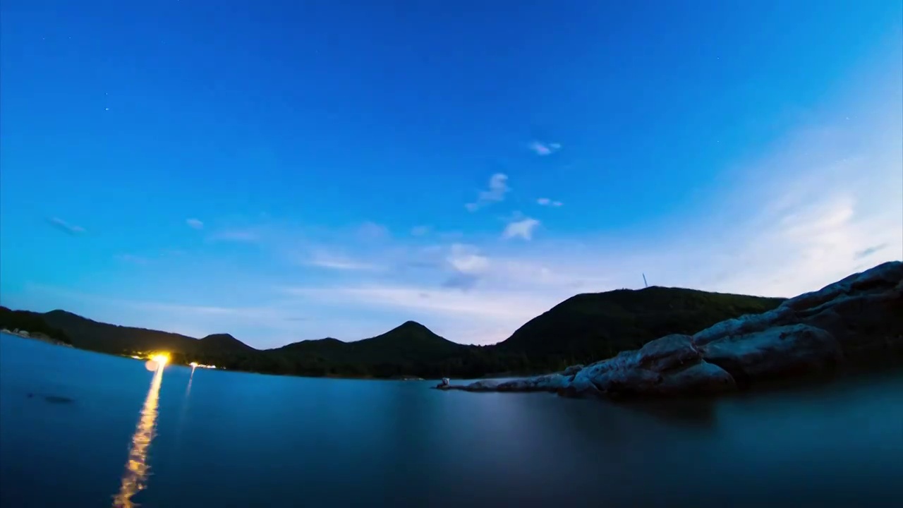 8K云南石林长湖星空视频素材