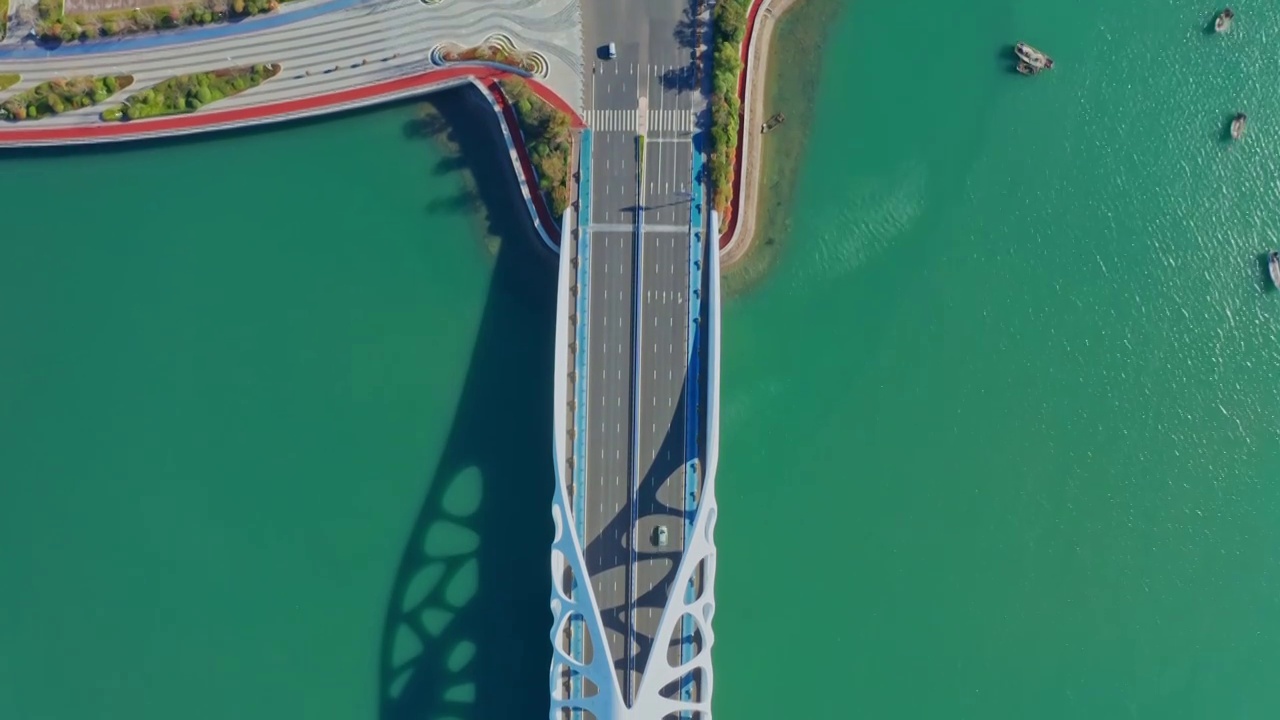 青岛现代桥梁航拍视频素材