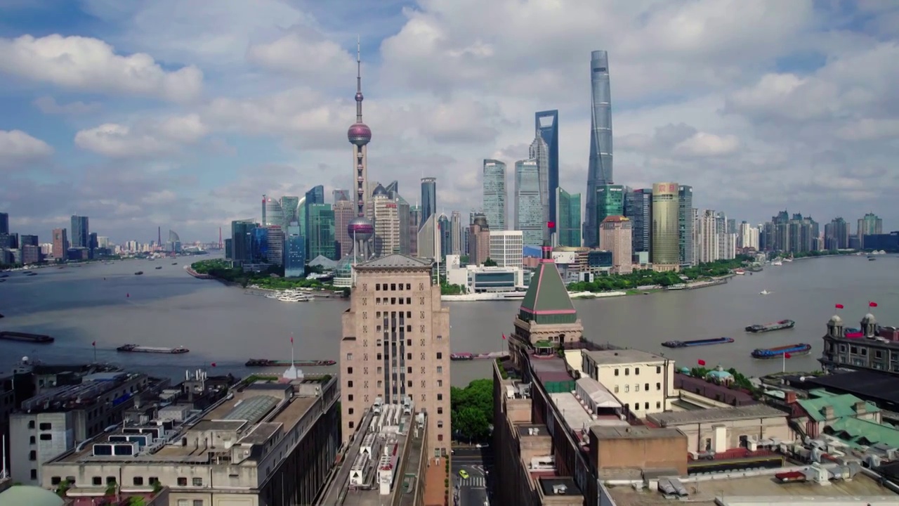 上海陆家嘴水晶天无人机航拍视频素材