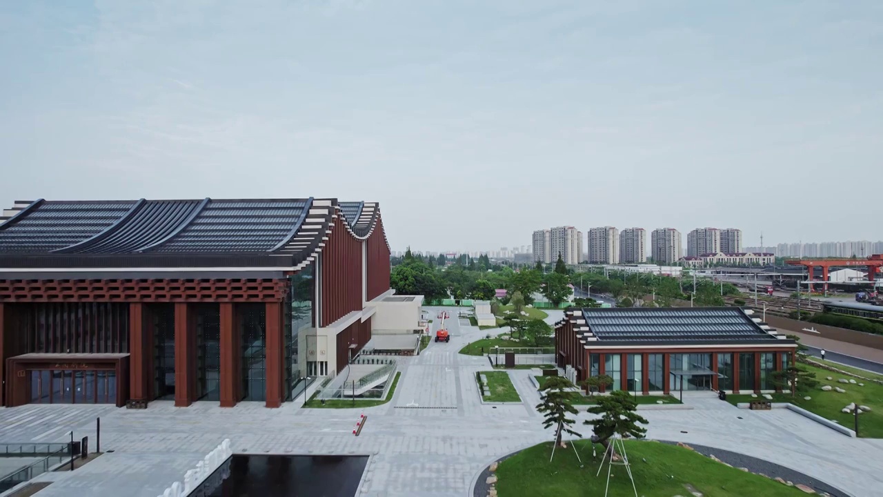 航拍上海人文松江艺术中心云间会堂园区视频素材