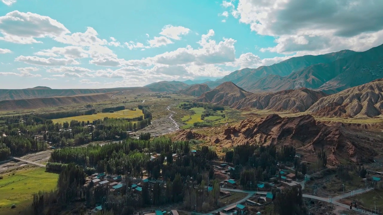 新疆阿克苏温宿博孜墩牧场视频下载