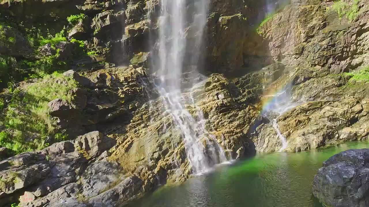 三叠泉瀑布视频素材