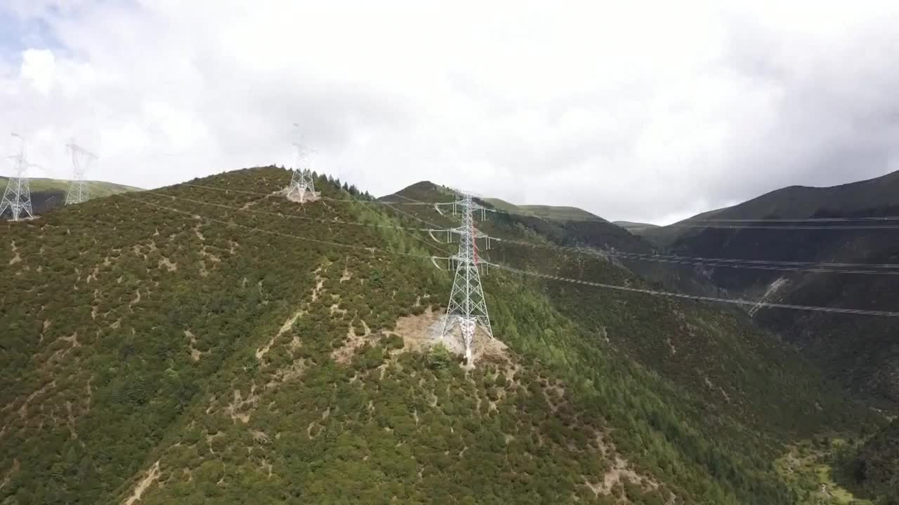 中国四川的电网建设电力供应网基础设施建设（合集）视频素材
