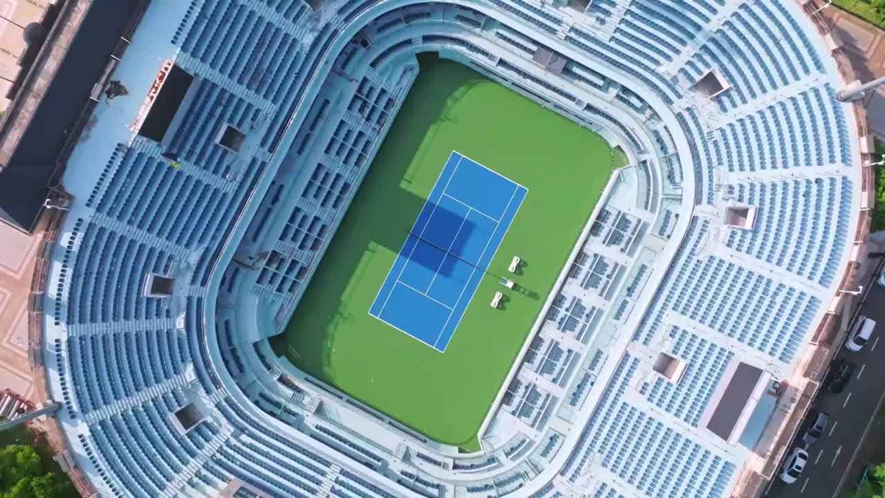 体育馆观众坐席与网球场视频素材
