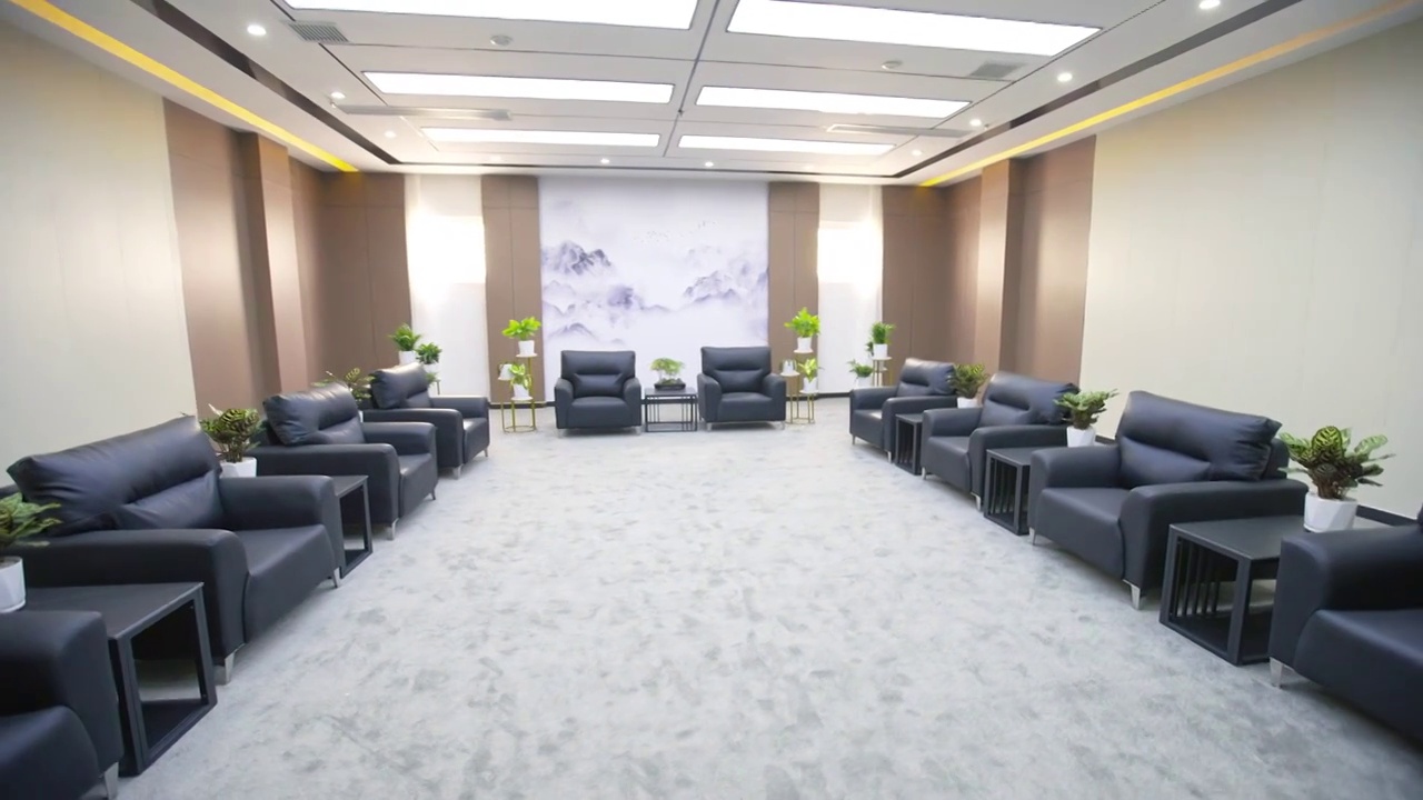 空旷无人的室内会议室视频素材
