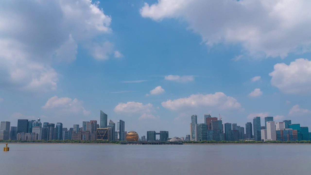 杭州钱塘江边上城区钱江新城城市天际线延时8K视频下载