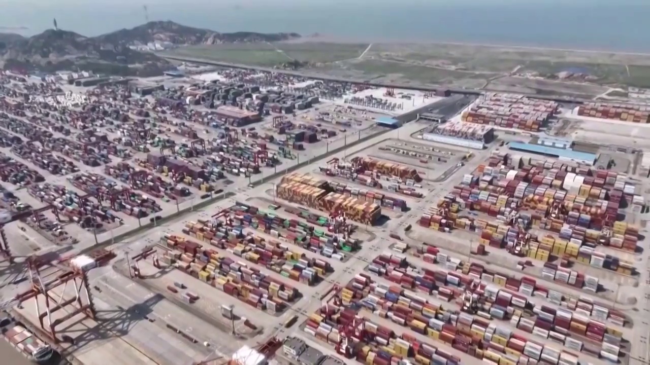 中国的进出口商用码头航拍（合集）视频素材