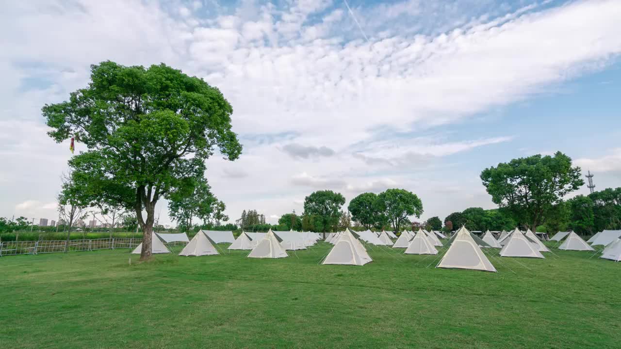 户外露营地的帐篷区视频下载